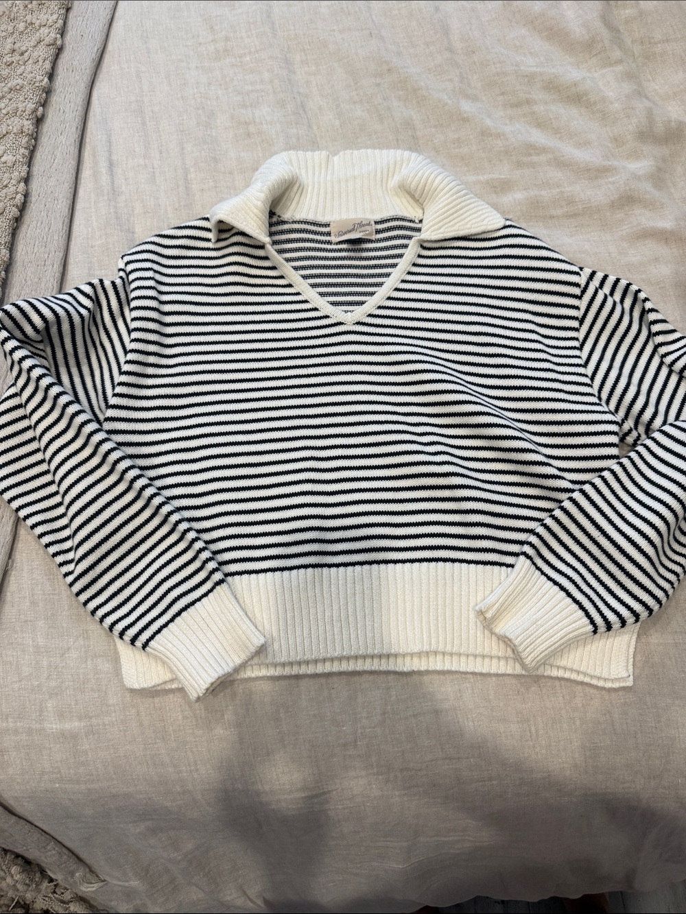 Universal Thread Black & White Striped V-Neck Sweater with Fold-Over Collar